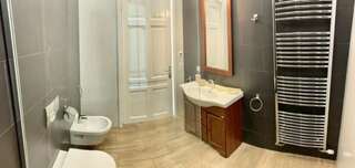 Виллы Vila Castel Cantacuzino Буштени Апартаменты с видом на сад-4
