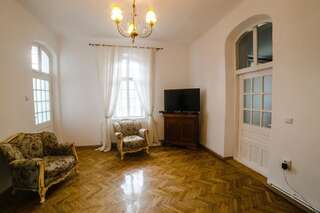 Виллы Vila Castel Cantacuzino Буштени Вилла Делюкс-9